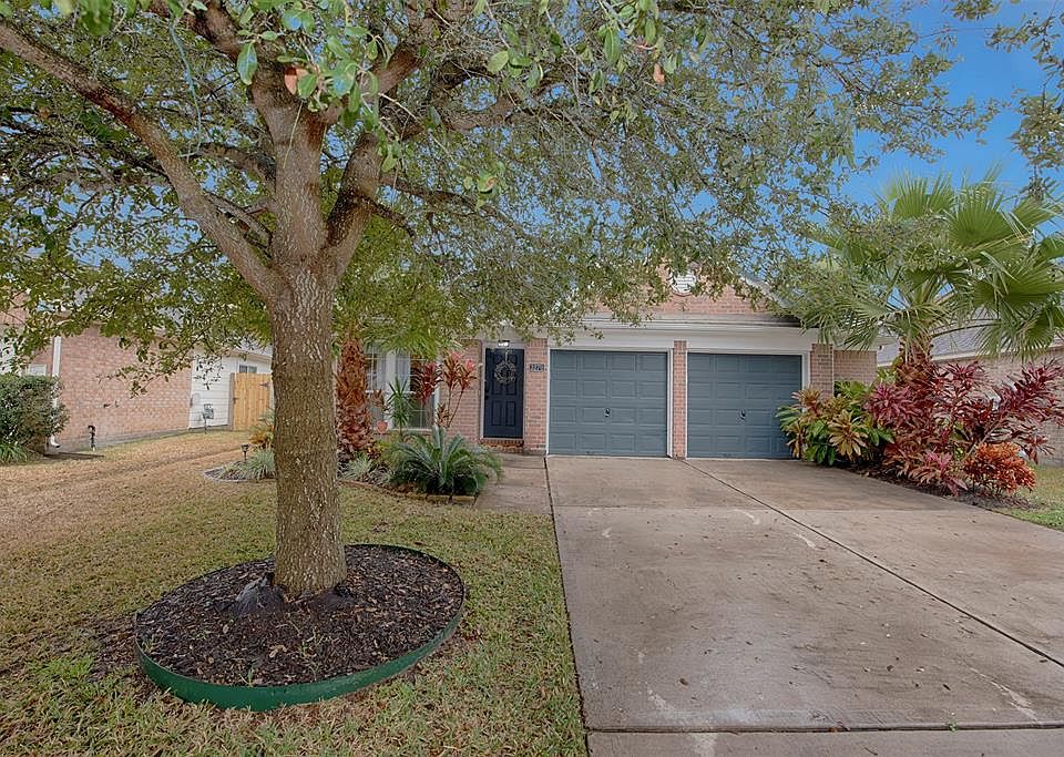 1st image of 3270 Gladewater Ln