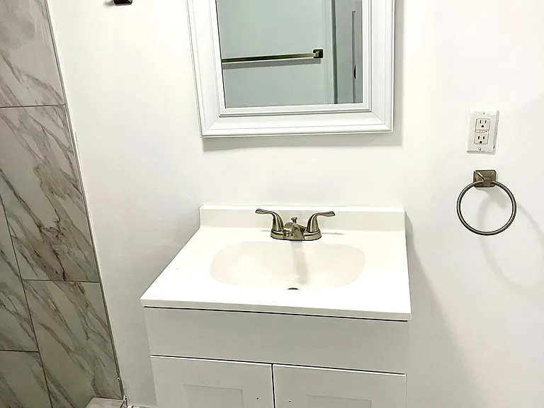 3022 Warder St NW #B — Photo 8