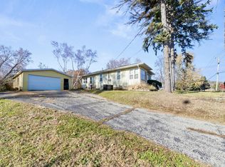 623 Burlington Ave, Twin Lakes, WI 53181