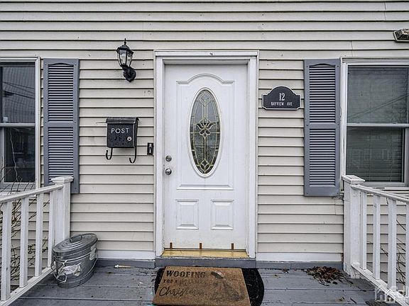 2nd image of 12 Bayview Ave