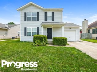 8001 Kenhurst Dr, Louisville, KY