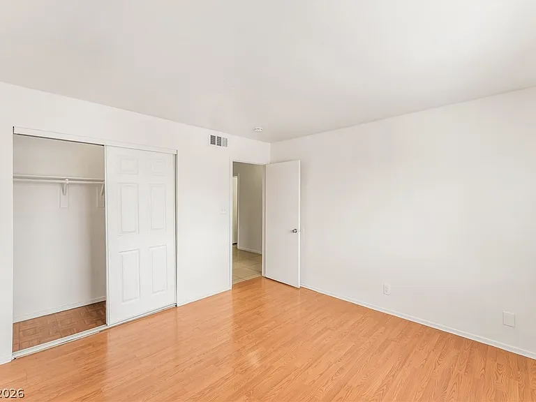 375 N 15th St #1 — Photo 14