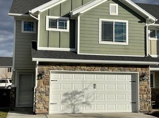 1098 W 2050 S, Syracuse, UT 84075