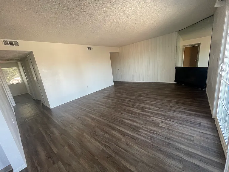 252 McNary Cir #252 — Photo 4