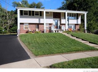 7 New York Ct, Jackson, NJ 08527