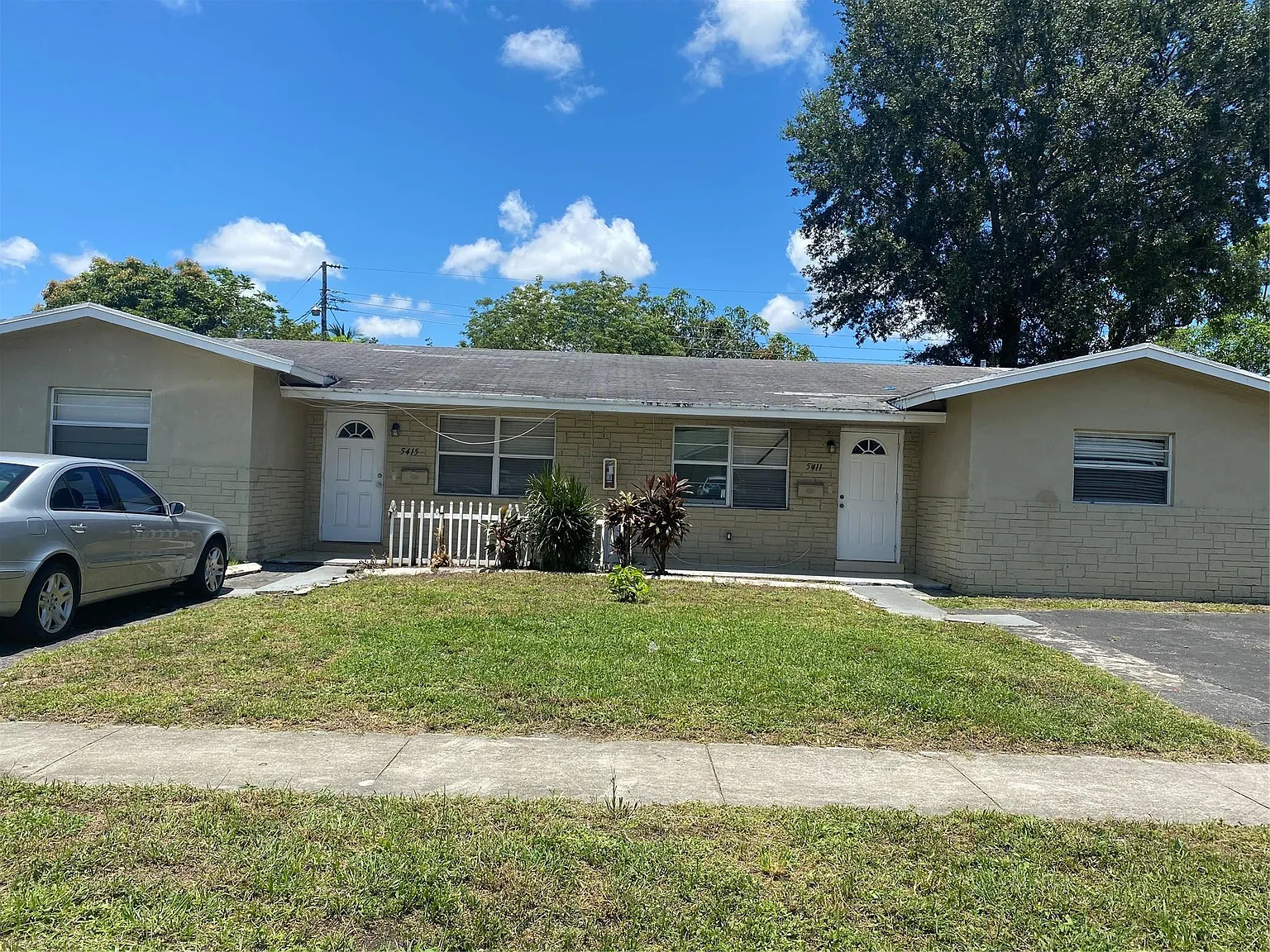3 bed, 2.0 bath, 2116 sqft, $2,300 — Photo 4
