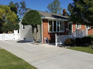 614 Fairmount Dr, Glassboro, NJ 08028