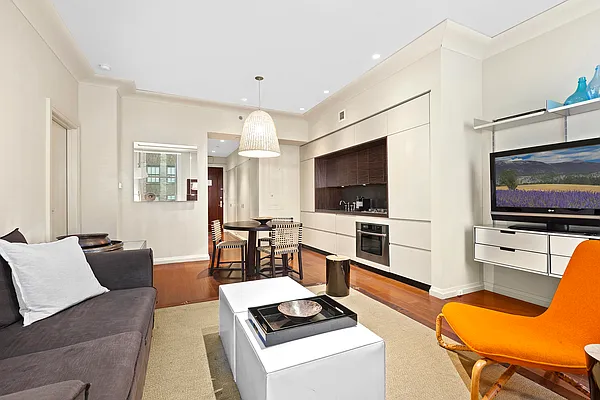 Rented by Corcoran | media 15