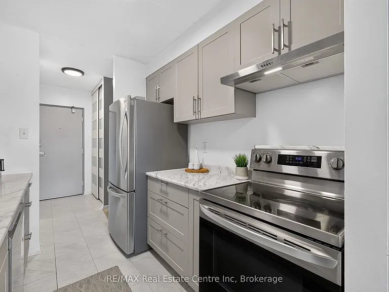 65 Silvercreek Pkwy N #401 — Photo 23
