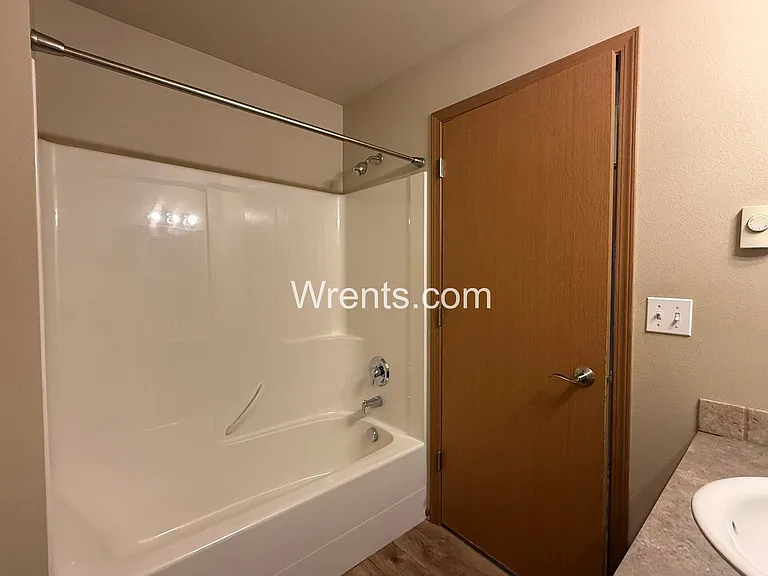 403 S Eastern Rd #304 — Photo 8