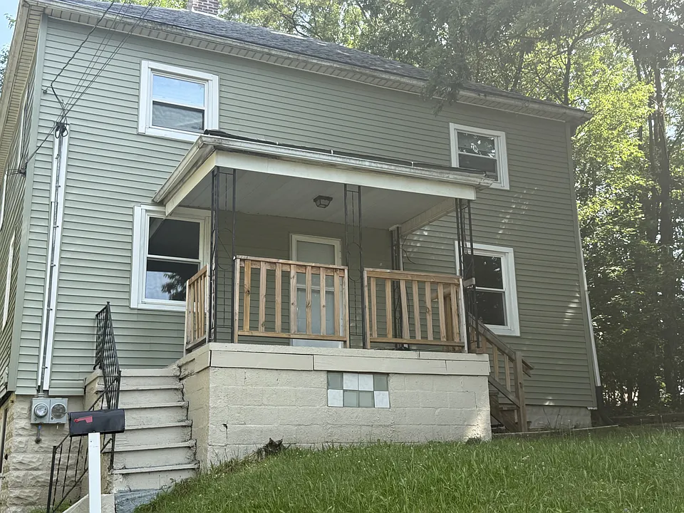 114 Penhale Ave #1
