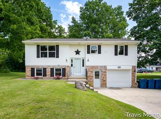 8022 Kraft Ave SE, Caledonia, MI 49316