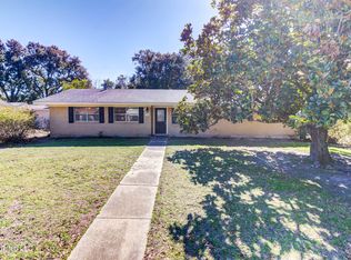 2535 Meadow Rd, Biloxi, MS 39531