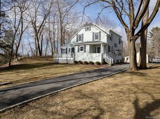 50 Gay St, Sharon, CT 06069