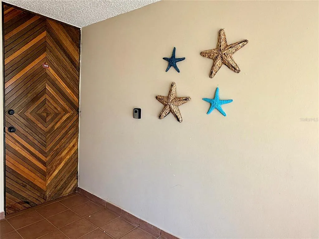 2 bed, 2.0 bath, 1500 sqft, $2,000 — Photo 4