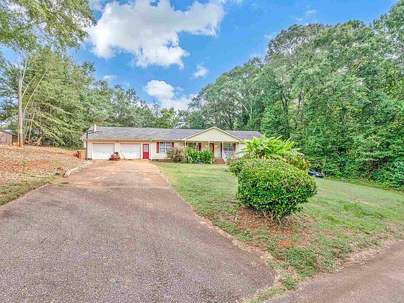 2nd image of 3 McDowell Dr