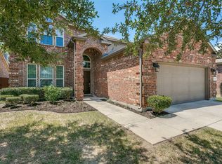 8708 Trailblazer Dr, Aubrey, TX 76227