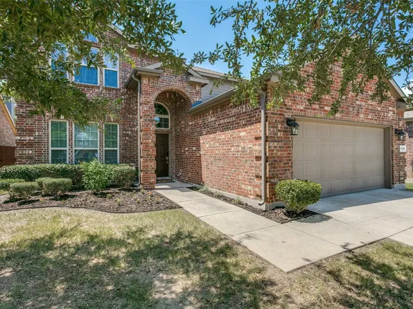 8708 Trailblazer Dr, Aubrey, TX 76227