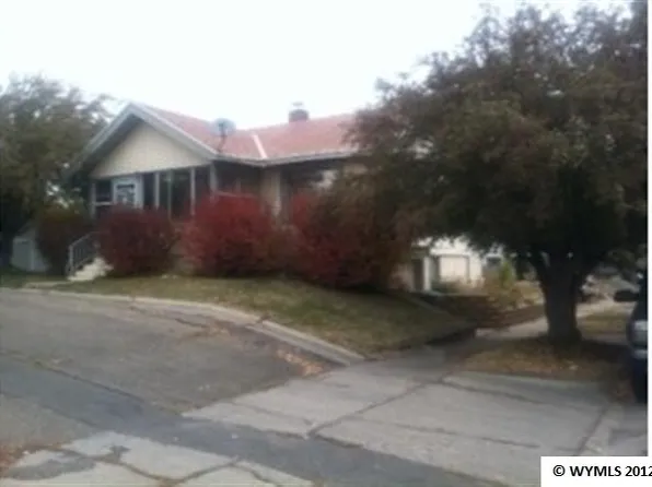 800 Walton Ave, Evanston, WY 82930