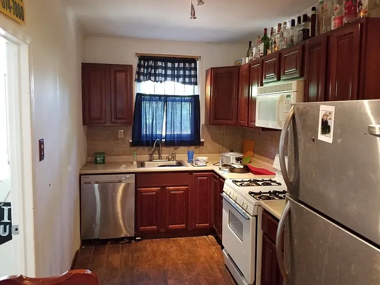 5733 N 20th St #1 — Photo 1