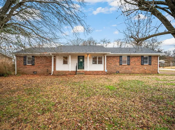 608 Cottonwood St, Pulaski, TN 38478