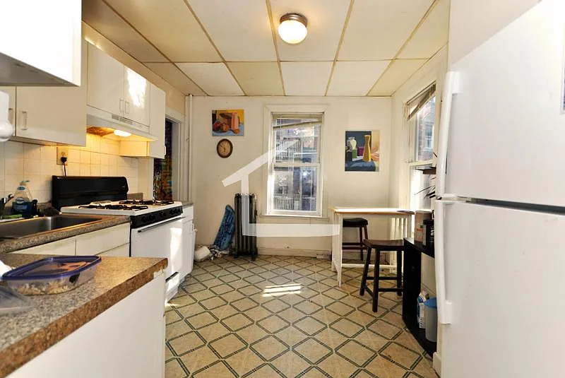128 Glenville Ave #1