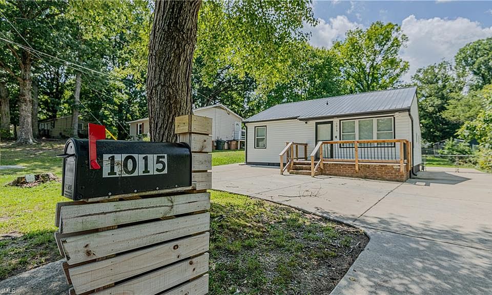1st image of 1015 Sykes Ave