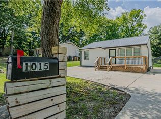 1015 Sykes Ave, Greensboro, NC 27405