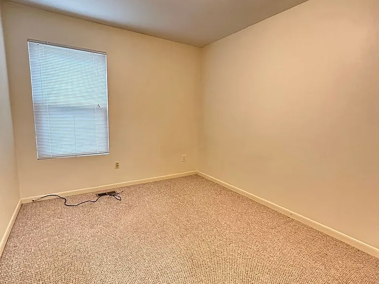 2105 London Company Way — Photo 17