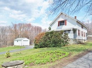 101 Elm St, Auburn, MA 01501