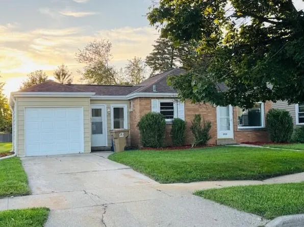 3526 17th AVENUE, Kenosha, WI 53140