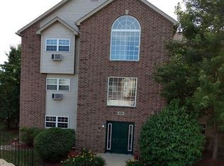 430 Cunat Blvd APT 3A, Richmond, IL 60071