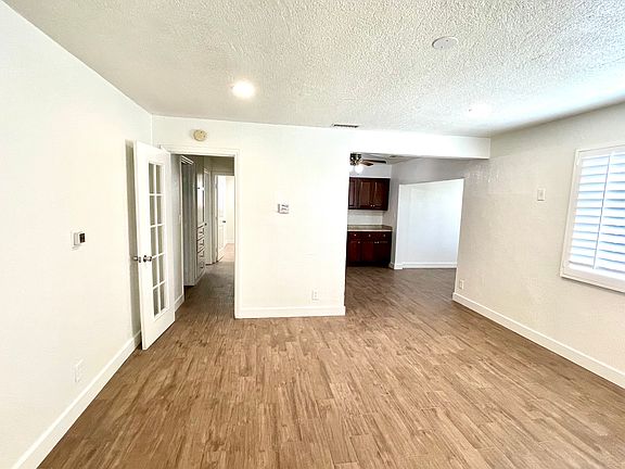 2nd image of 1877 Mathews St