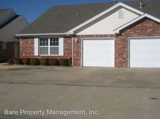 2501-2503 Durham Place Ct, Norman, OK 73071