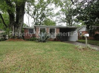 5330 Quan Dr, Jacksonville, FL 32205