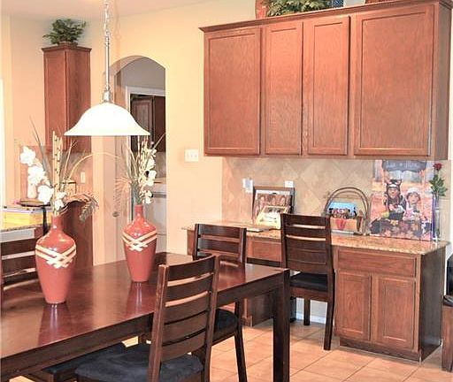 3rd image of 5966 Shannon Ln