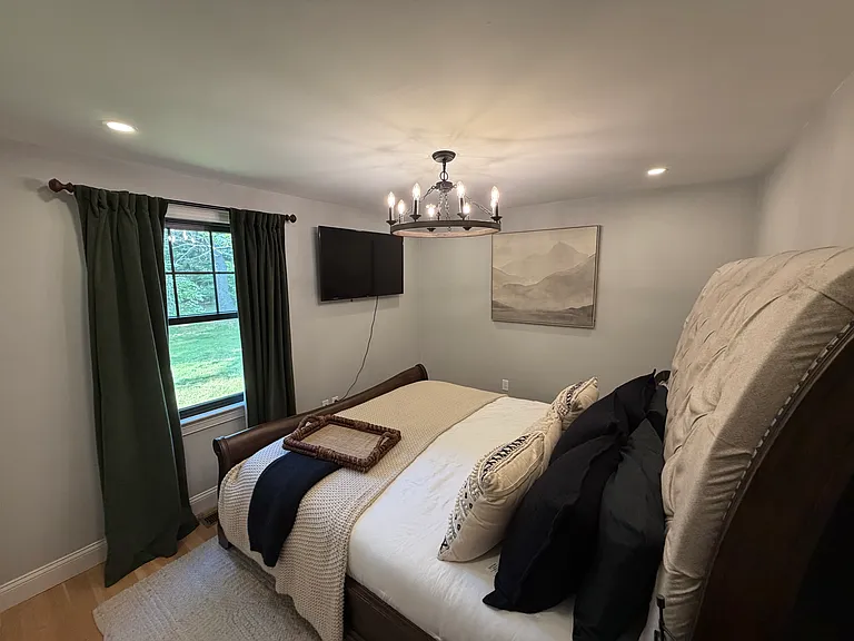 30 Wagonwheel Rd — Photo 10