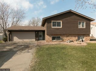 8265 Wyoming Ave N, Brooklyn Park, MN 55445