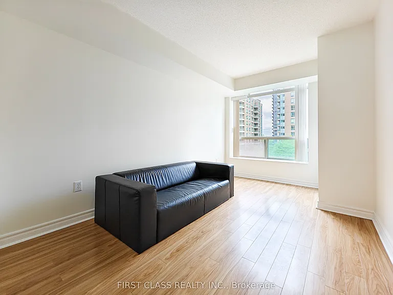 8 Pemberton Ave #606 — Photo 22