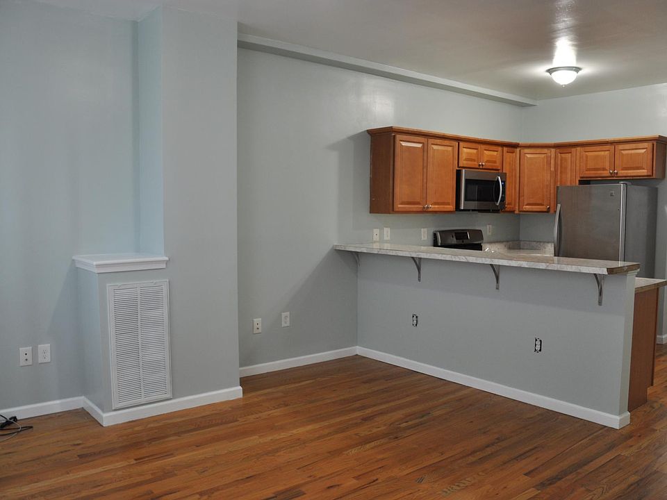 Living Room, Kitchen