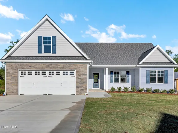 302 Bellows Lane, Rocky Point, NC 28457