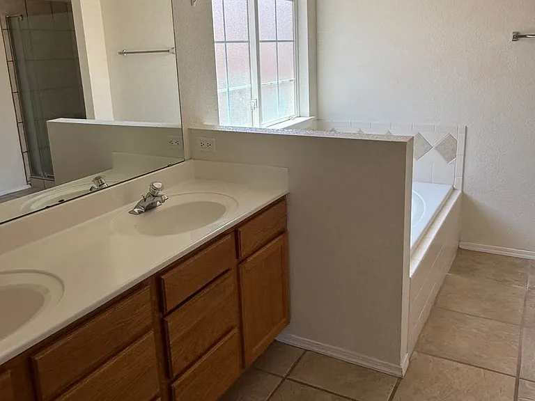 9816 Sierra Morena St NW — Photo 23