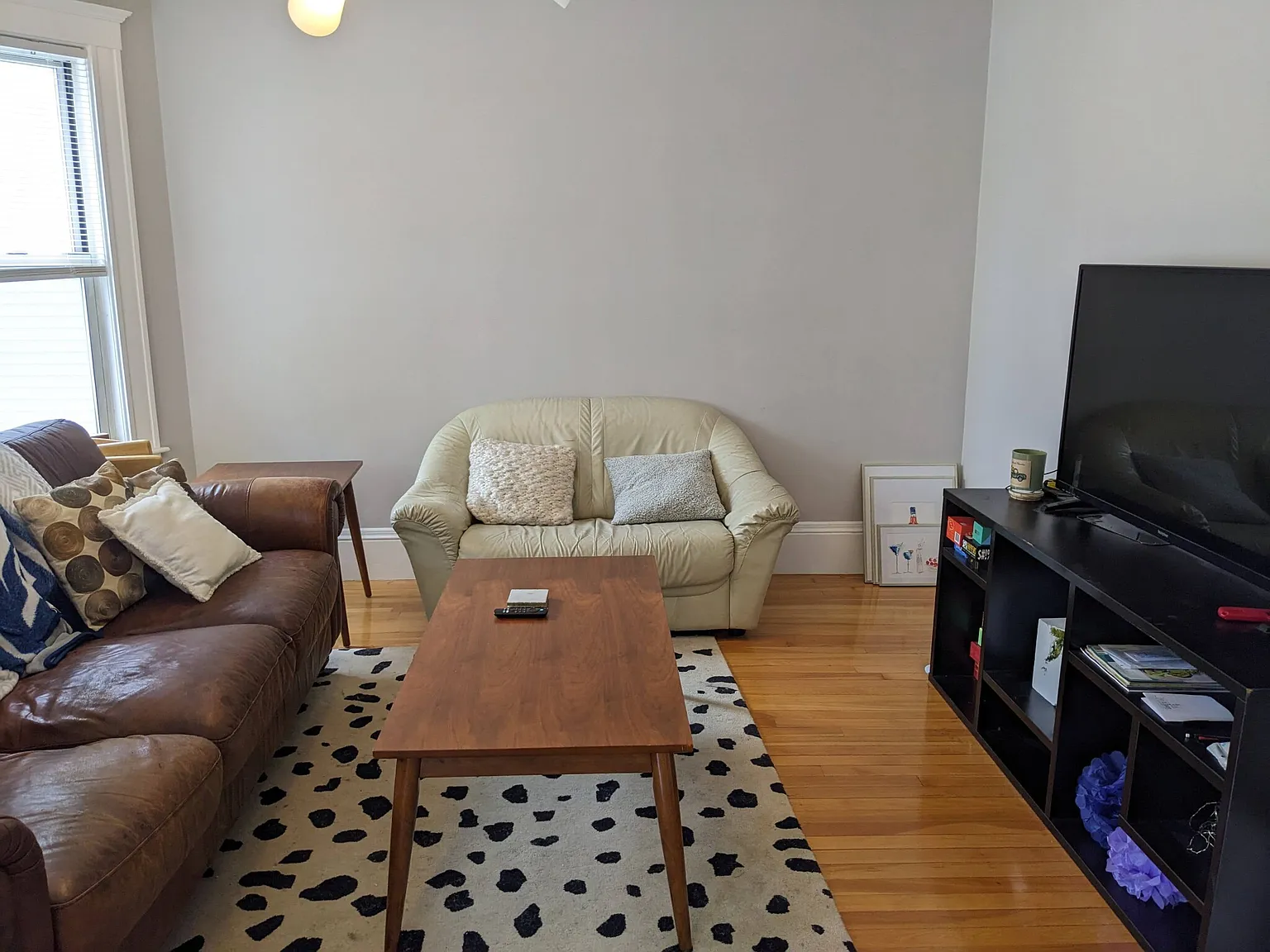 4 bed, 900 sqft, $3,995 — Photo 4