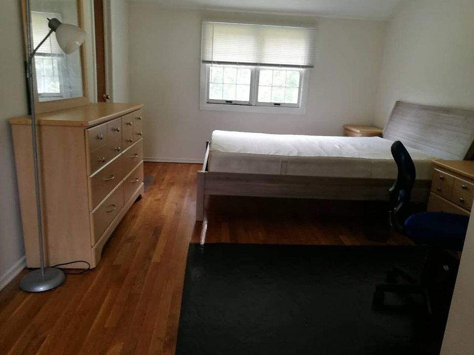 1st image of 44 Odaniel Ave #House
