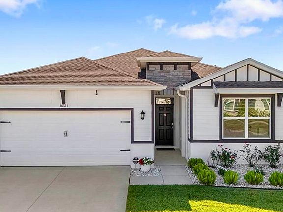 2nd image of 38324 Springhead Ln