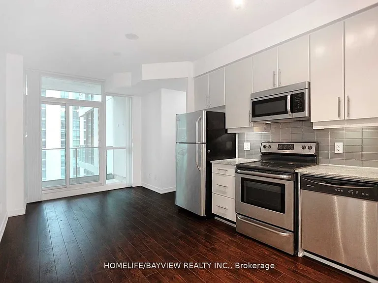 33 Bay St #1905 — Photo 8