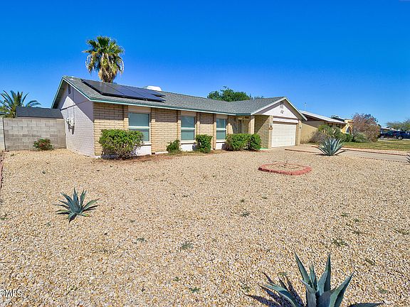 3rd image of 1713 N KADOTA Avenue