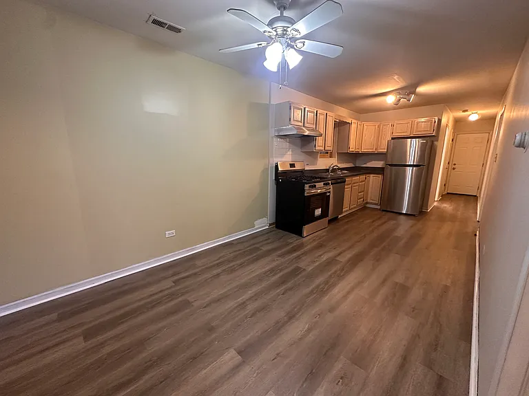 1423 W Cortez St #G — Photo 3