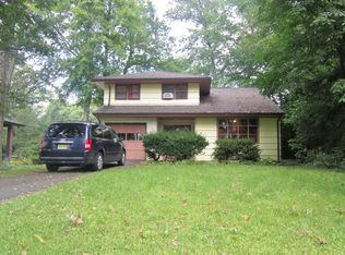 39 Highview Ave, Woodcliff Lake, NJ 07677
