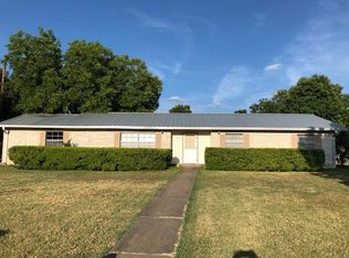 114 Ridgewood Dr, Fredericksburg, TX 78624